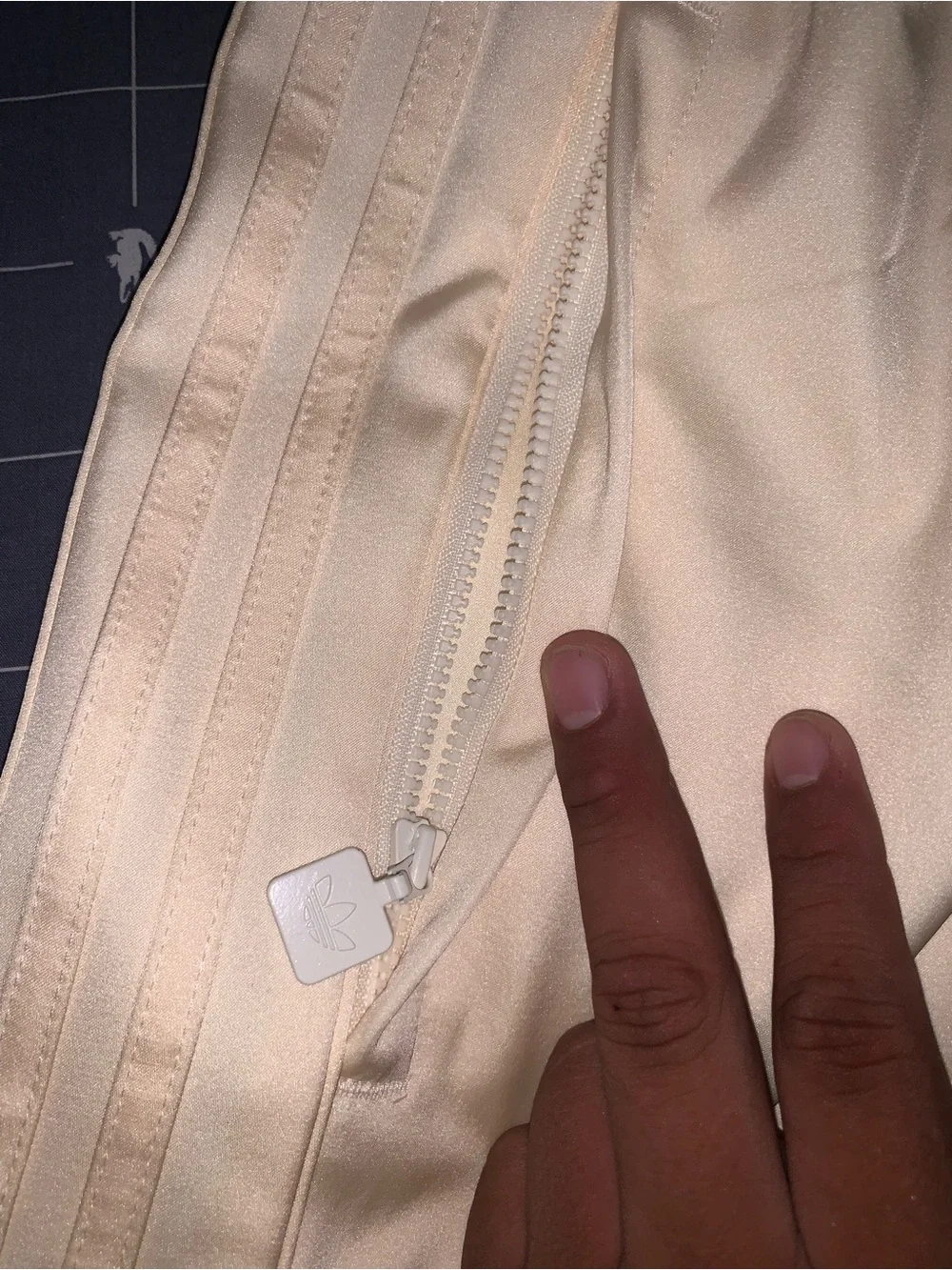 Adidas Premium Satin Track Shorts Cream White JV7605 Size: X-Large